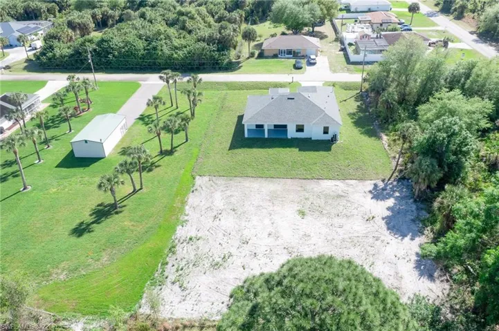 703  Washington  AVE, Lehigh Acres, FL 33972