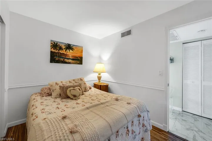 13240 White Marsh Ln 5, Fort Myers, Florida 33912