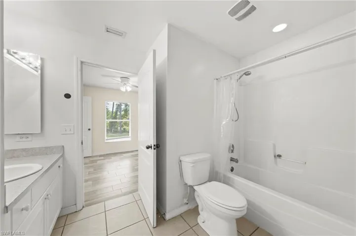 2613 53rd St W, Lehigh Acres, Florida 33971