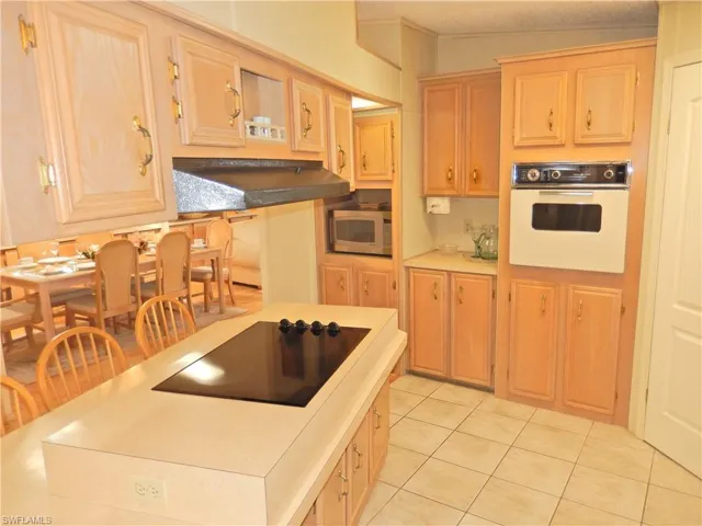 16168  Baton Rouge  CT, Fort Myers, FL 33908