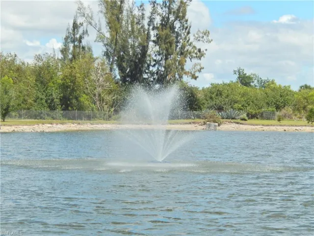 16168  Baton Rouge  CT, Fort Myers, FL 33908