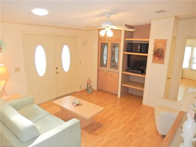 16168  Baton Rouge  CT, Fort Myers, FL 33908