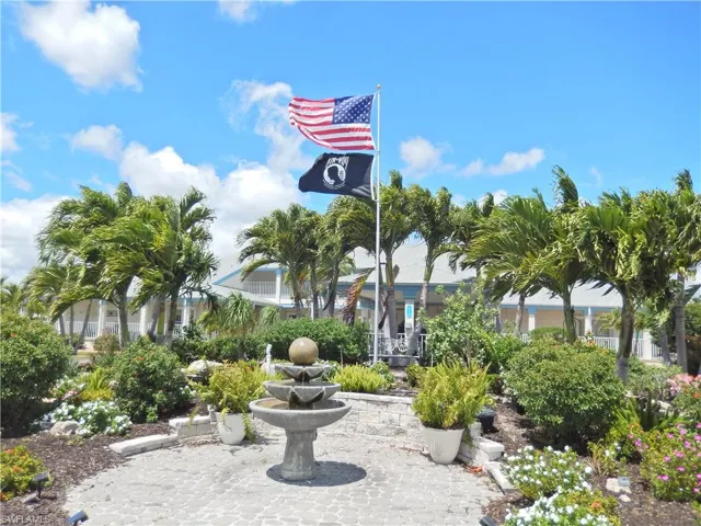 16168  Baton Rouge  CT, Fort Myers, FL 33908