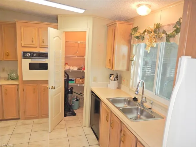 16168 Baton Rouge Ct, Fort Myers, Florida 33908