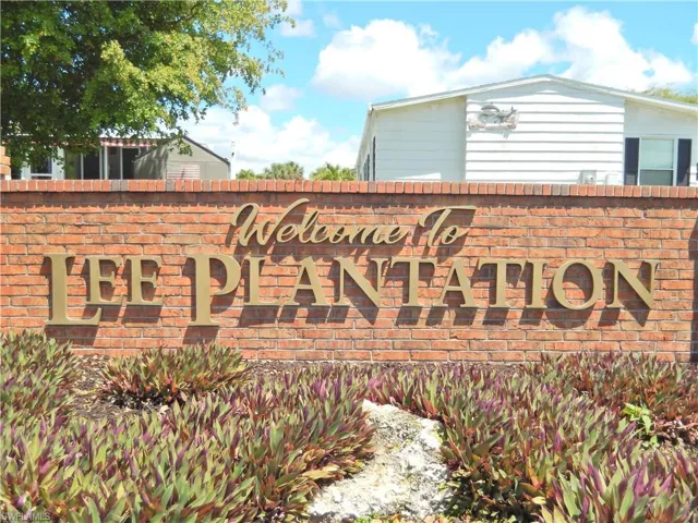 16168  Baton Rouge  CT, Fort Myers, FL 33908