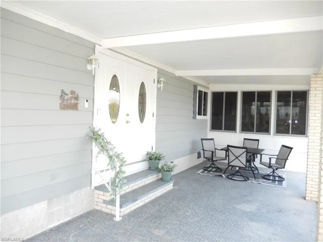 16168  Baton Rouge  CT, Fort Myers, FL 33908