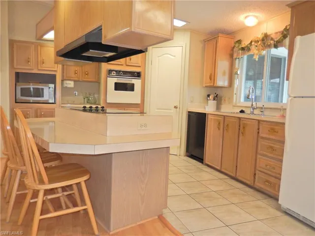 16168  Baton Rouge  CT, Fort Myers, FL 33908