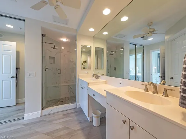 420  Cove Tower  DR, Naples, FL 34110