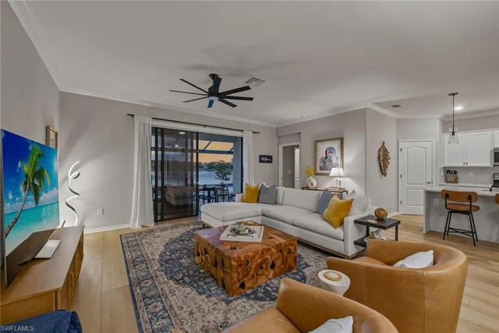 9396 Glenforest Dr, Naples, Florida 34120
