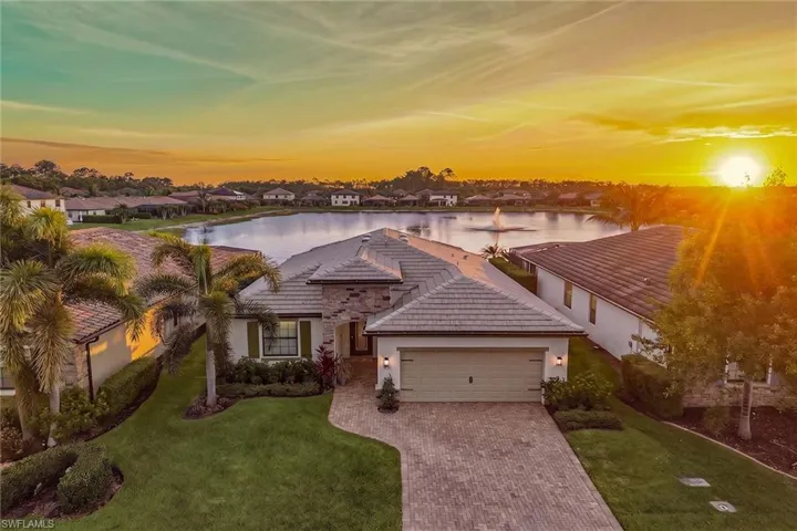 9396 Glenforest Dr, Naples, Florida 34120