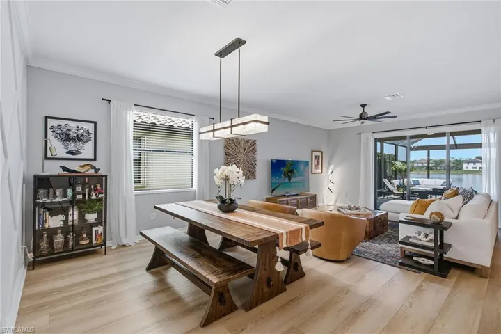 9396 Glenforest Dr, Naples, Florida 34120