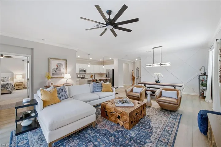 9396 Glenforest Dr, Naples, Florida 34120