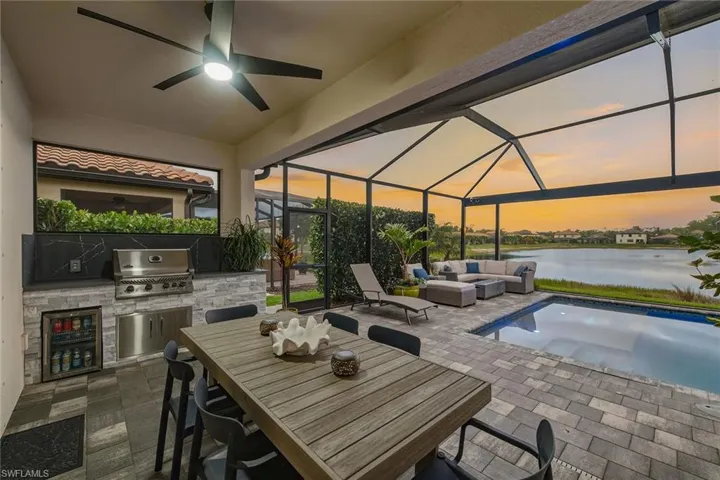 9396 Glenforest Dr, Naples, Florida 34120