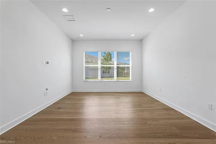 12069  Datura  PL, Naples, FL 34120