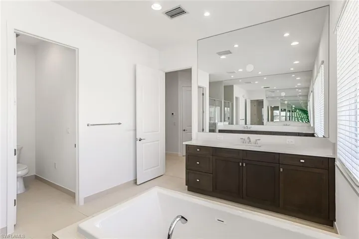 12069  Datura  PL, Naples, FL 34120