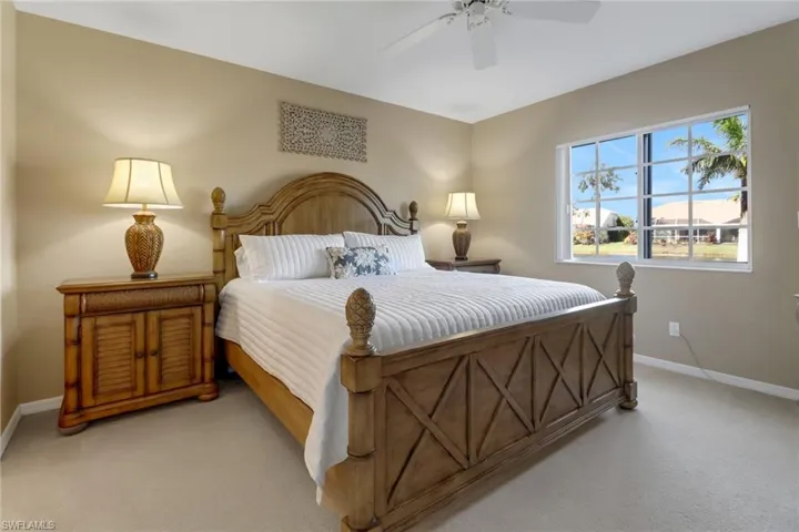 9035  Michael  CIR, Naples, FL 34113