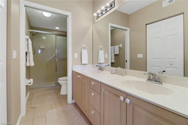 9035  Michael  CIR, Naples, FL 34113