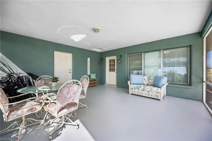 115 Virginia Ct, Englewood, Florida 34223