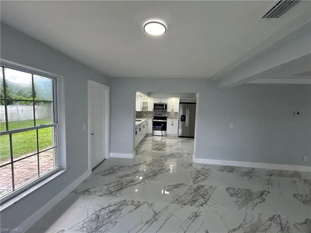 1020  El Mar  AVE, Fort Myers, FL 33919