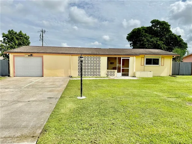 1219 Dunndale St, Lehigh Acres, Florida 33936