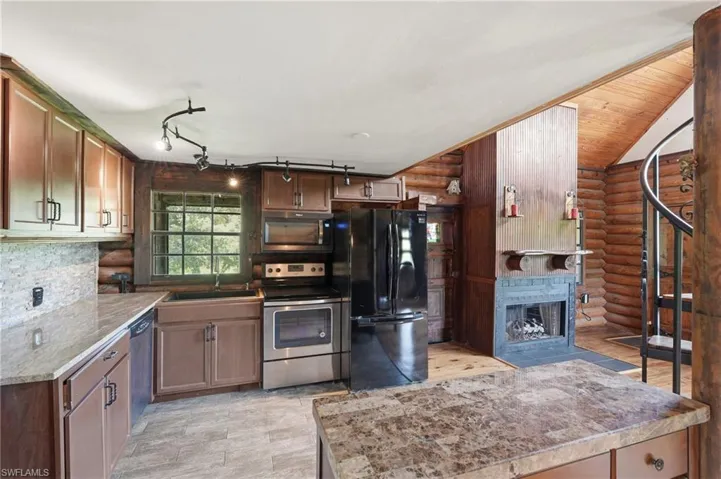 3935 24th Ave Se, Naples, Florida 34117