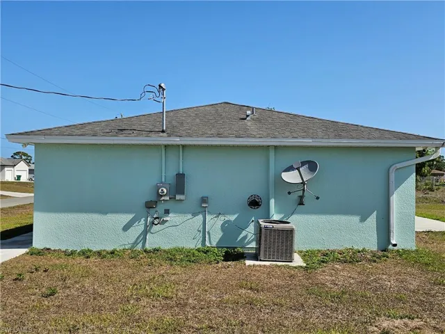 7027 Palpano Cir, Labelle Fl 33935
