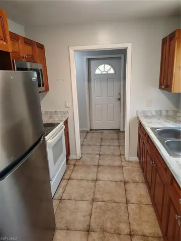 2709 Jackson, Fort Myers, Florida 33901
