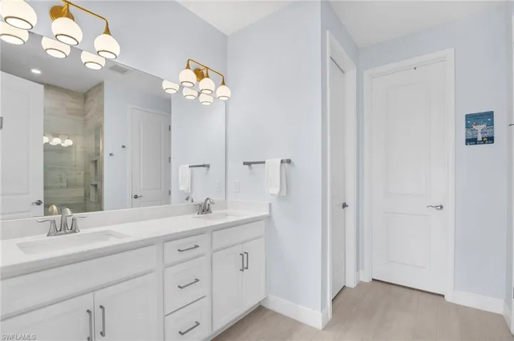 4620 Arboretum Cir 201, Naples, Florida 34112