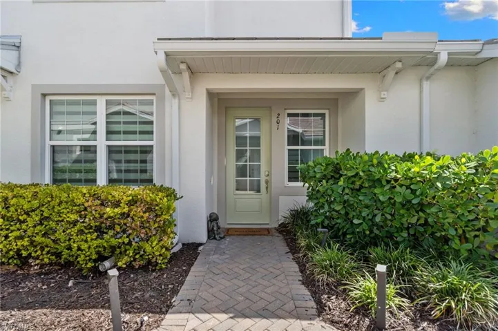 4620 Arboretum Cir 201, Naples, Florida 34112