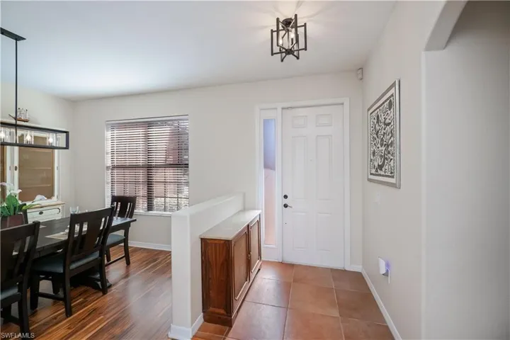 front door looing in from foyer