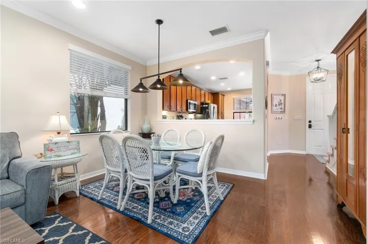 1347  Kendari  TER, Naples, FL 34113
