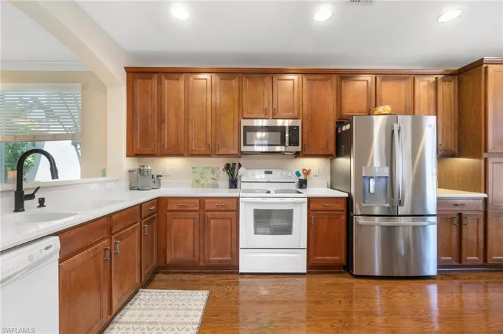 1347  Kendari  TER, Naples, FL 34113