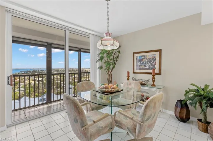 Breakfast Nook
