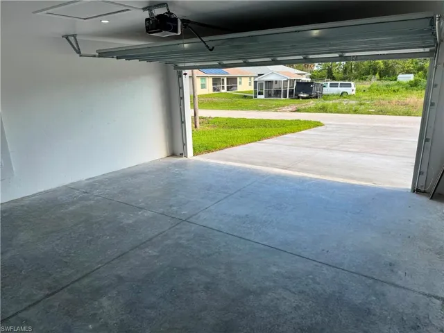 3707 32nd St Sw, Lehigh Acres, Florida 33976
