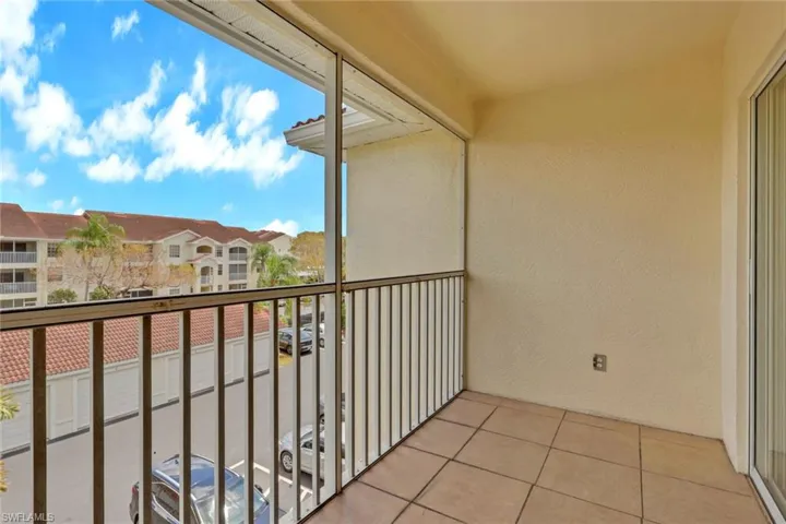 Balcony with a sunroom