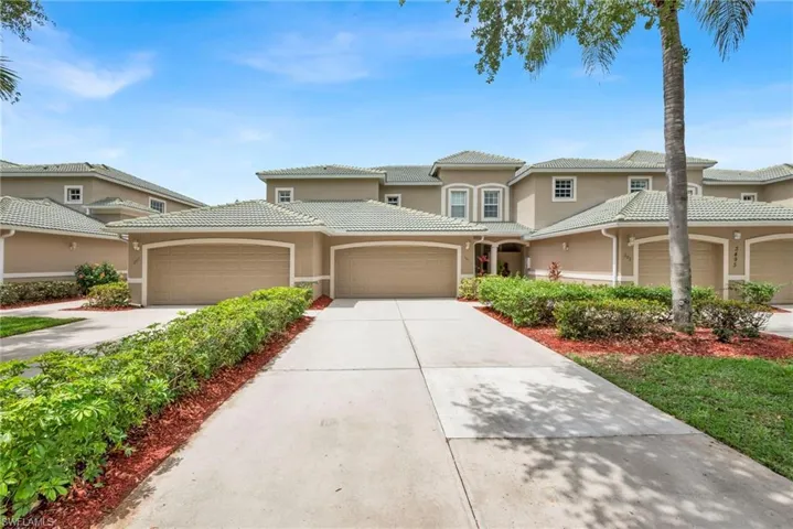 3495 Laurel Greens Ln S 101, Naples, Florida 34119