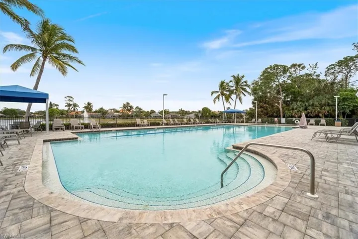 7550 Meadow Lakes Dr 4701, Naples, Florida 34104
