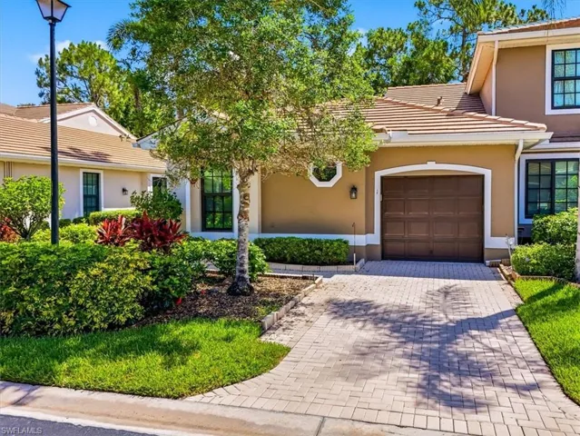 7550 Meadow Lakes Dr 4701, Naples, Florida 34104