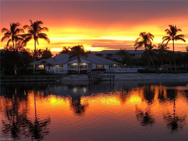Sunset at Heritage Pointe