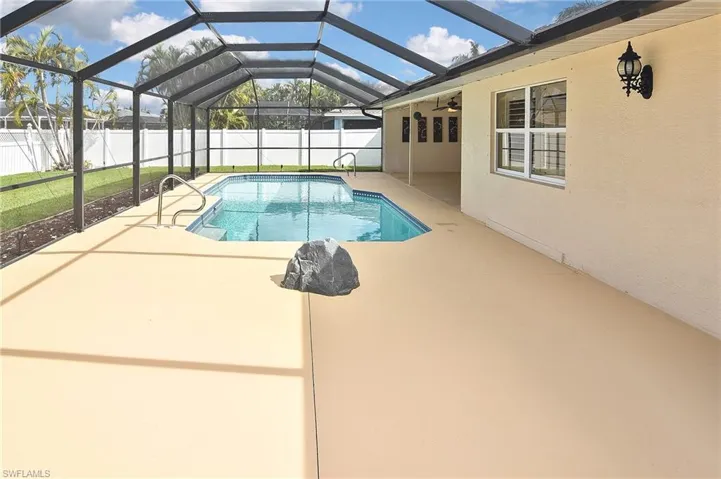 Pool Lanai
