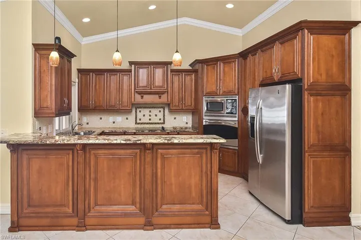 Kitchen / Living Room