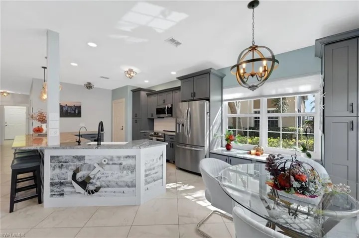 14600  Glen Cove  DR, Fort Myers, FL 33919