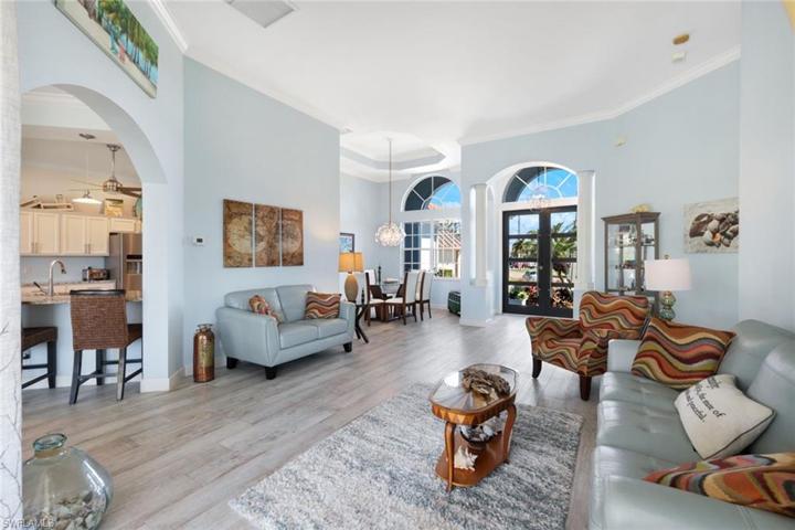 FOYER/DINING/LIVING ROOM