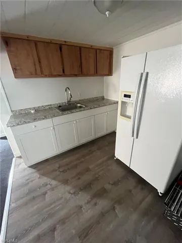 1748  Woodward  AVE, North Fort Myers, FL 33903