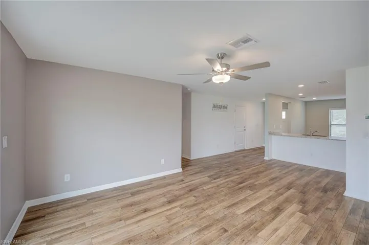 150 Blackstone Dr, Fort Myers, Florida 33913