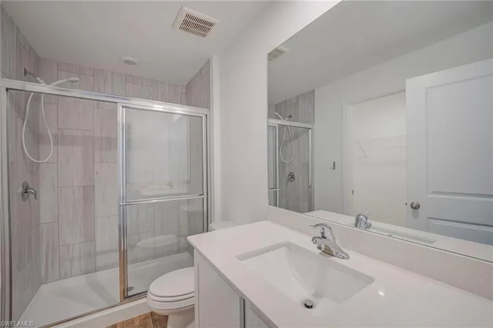 150 Blackstone Dr, Fort Myers, Florida 33913