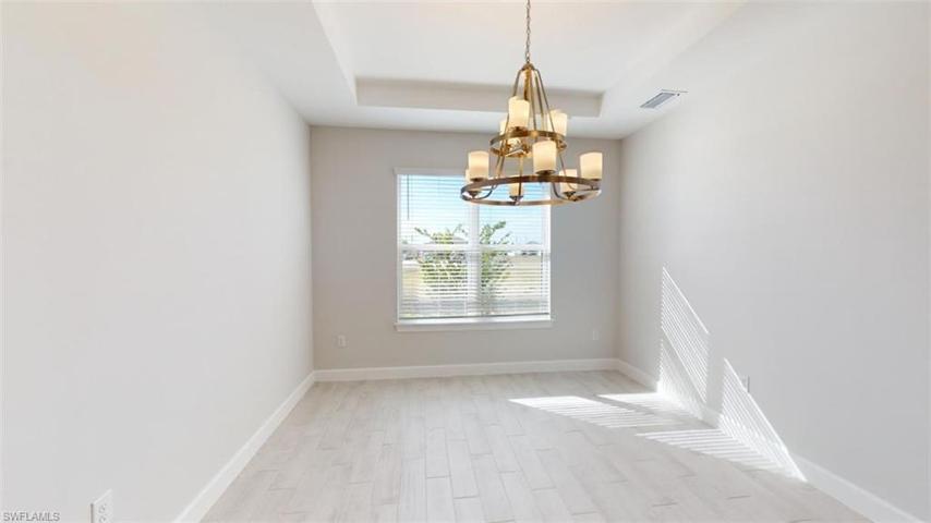 10 SW 34th Avenue