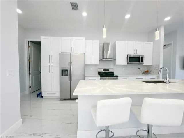 2502  50th W ST, Lehigh Acres, FL 33971