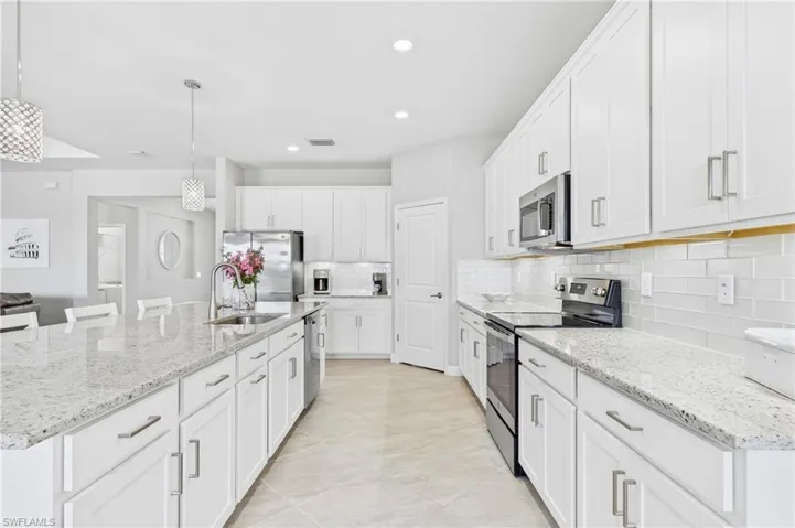 11583 Canopy Loop, Fort Myers, Florida 33913