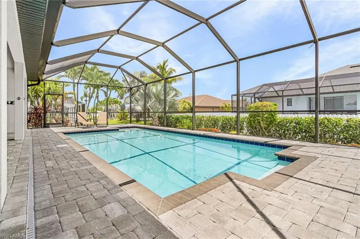 3306 Sw 3rd Ter, Cape Coral, Florida 33991